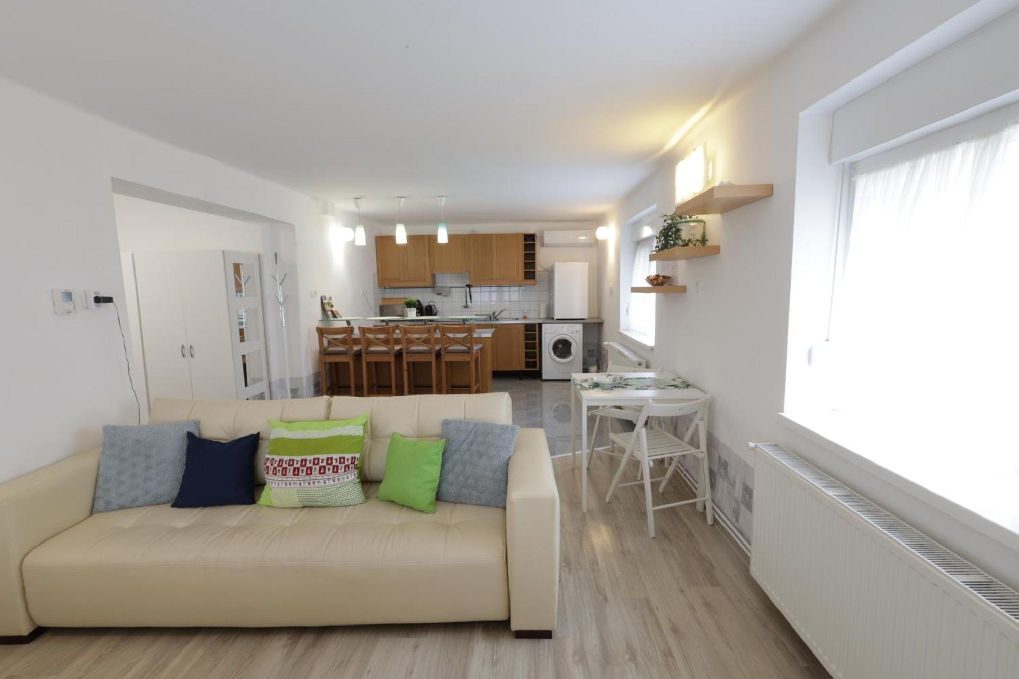 Stardust Apartman Pécs Zewnętrze zdjęcie